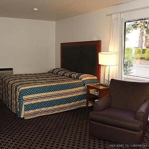 Chestnut Tree Inn Portland Mall 205 Eksteriør billede
